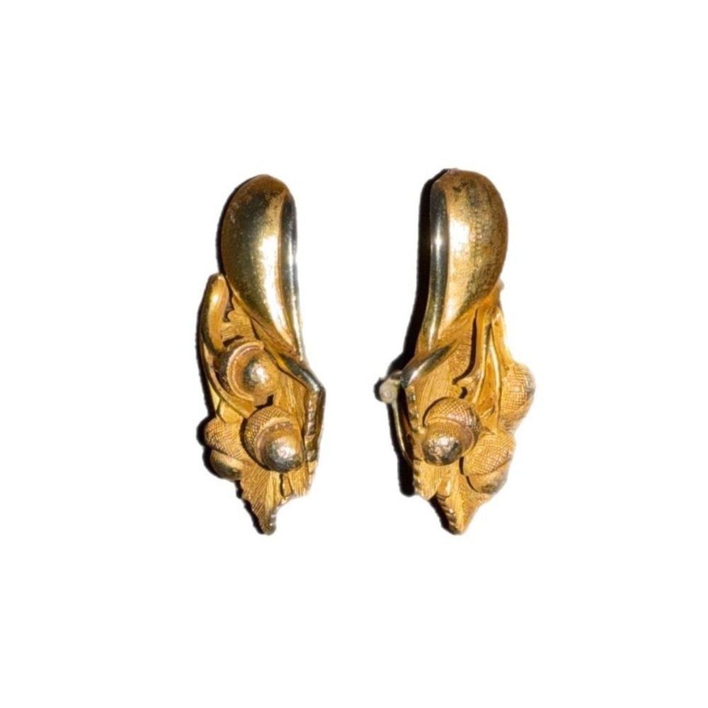 Vintage Retro Modernist  Lee Wolfe Clip On Earrings Gold Tone Acorns